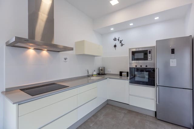 3 bedroom Villa for sale in Montroy - € 266,000 (Ref: 9395998)