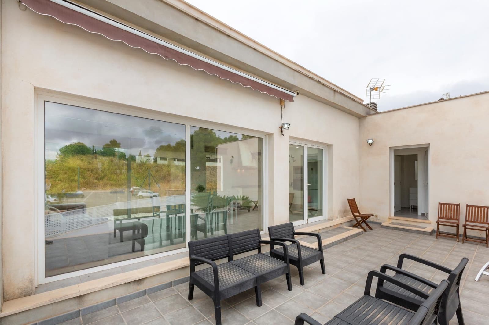 3 camera da letto Villa in vendita in Montroy - 266.000 € (Rif: 9395998)