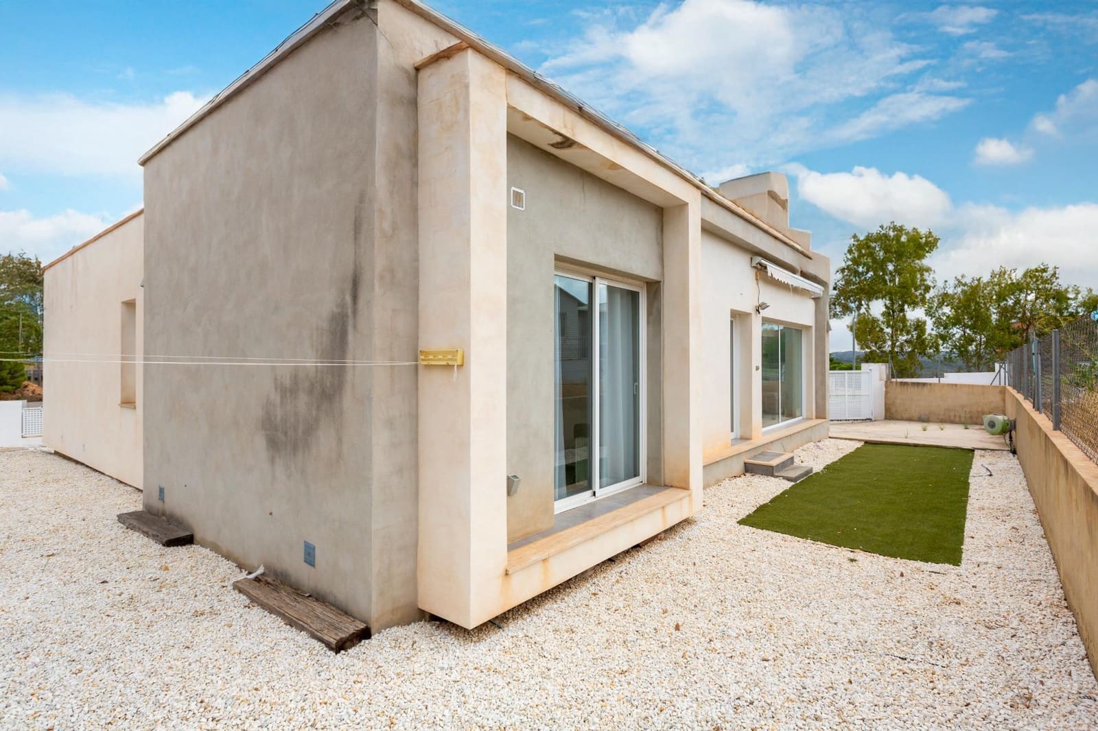 3 camera da letto Villa in vendita in Montroy - 266.000 € (Rif: 9395998)