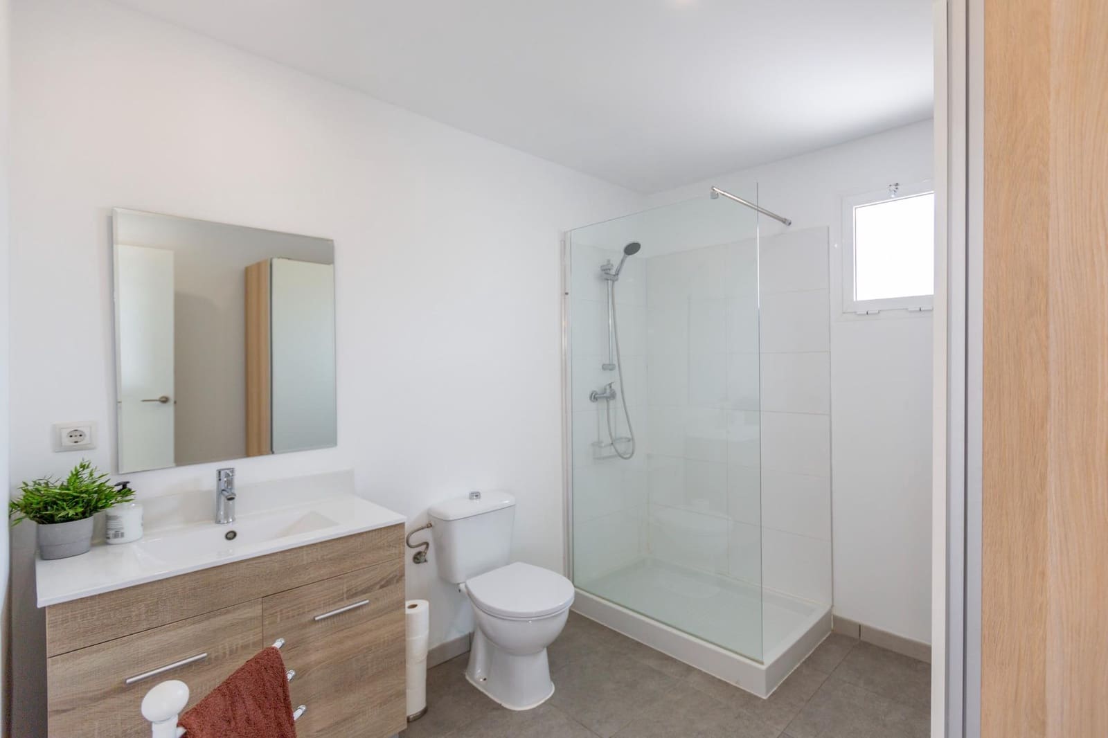 3 quarto Moradia para venda em Montroy - 180 000 € (Ref: 9395999)