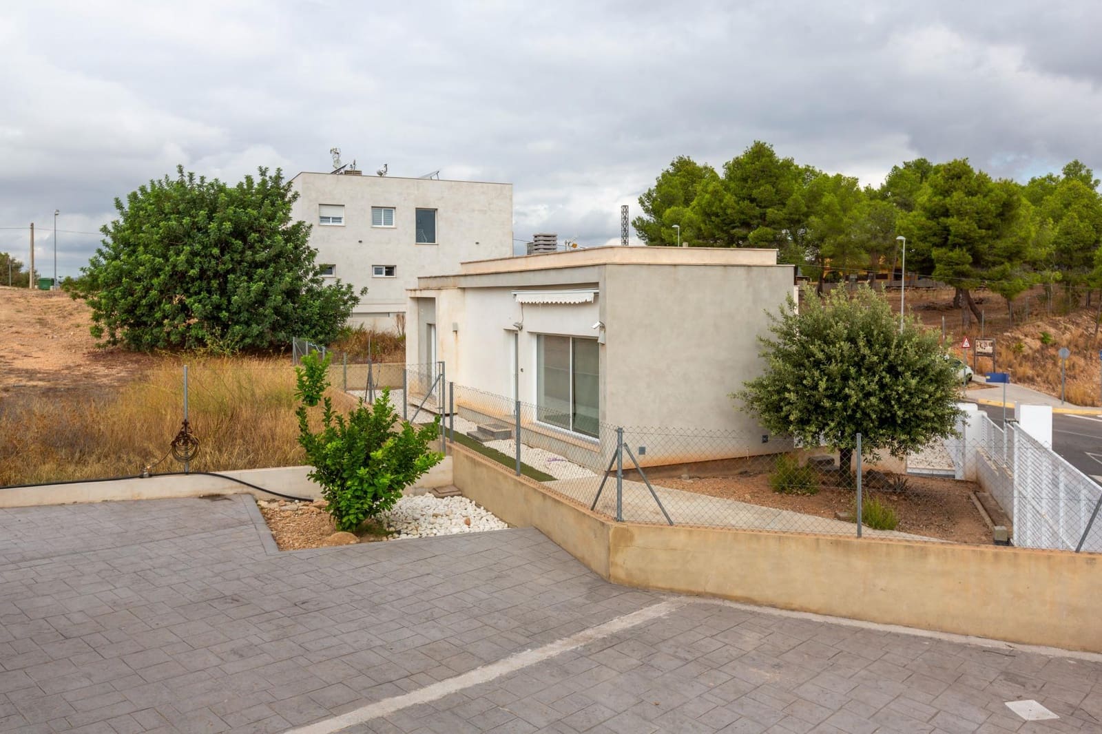 3 quarto Moradia para venda em Montroy - 180 000 € (Ref: 9395999)