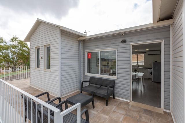 3 bedroom Villa for sale in Montroy - € 180,000 (Ref: 9395999)