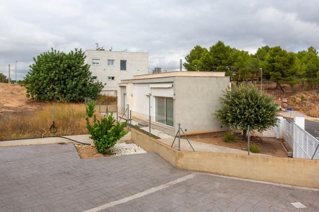 3 bedroom Villa for sale in Montroy - € 180,000 (Ref: 9395999)