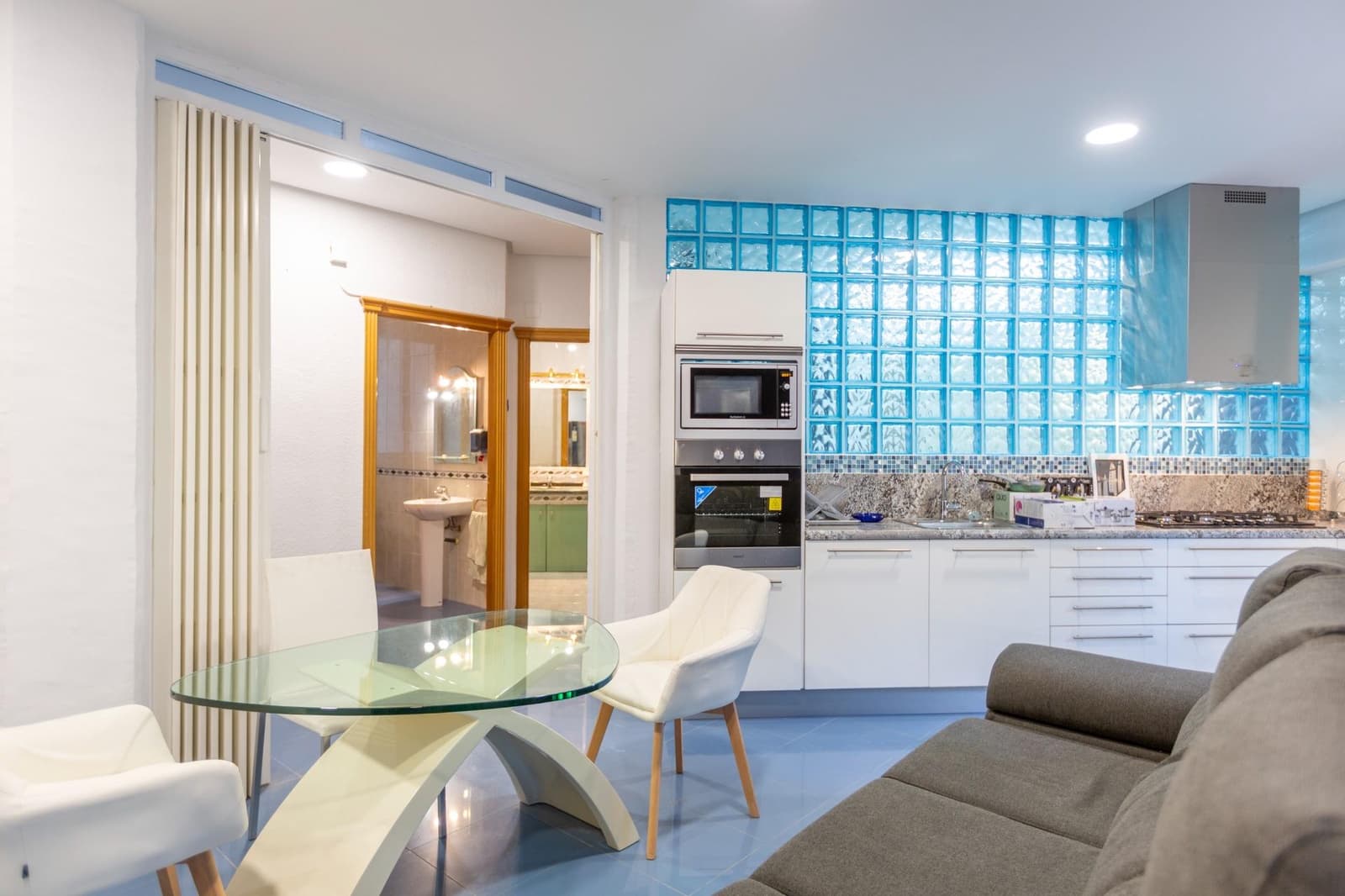 3 sypialnia Mieszkanie do wynajęcia w Miasto Walencja - 2 200 € (Ref: 9414101)