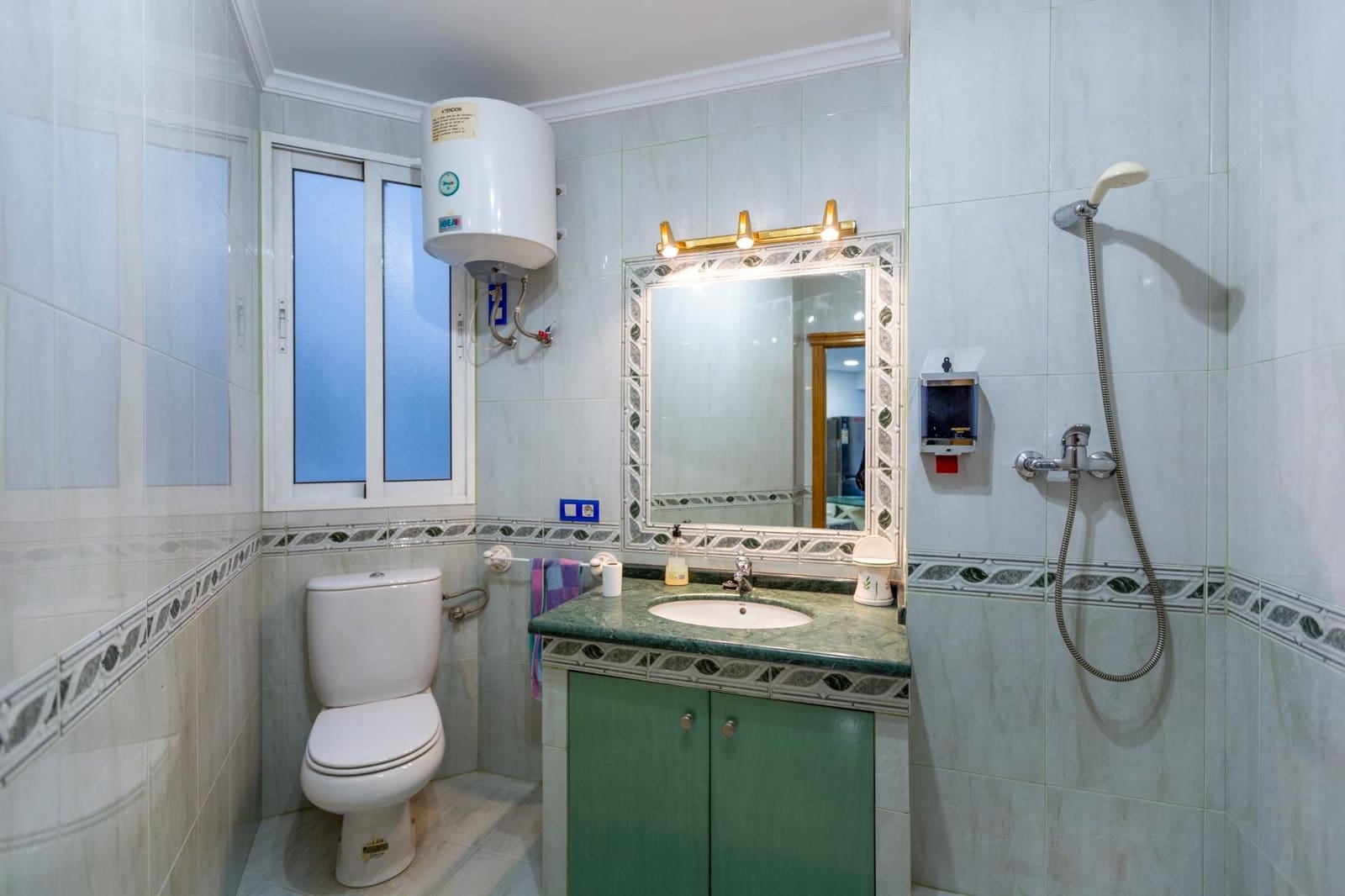 3 sypialnia Mieszkanie do wynajęcia w Miasto Walencja - 2 200 € (Ref: 9414101)