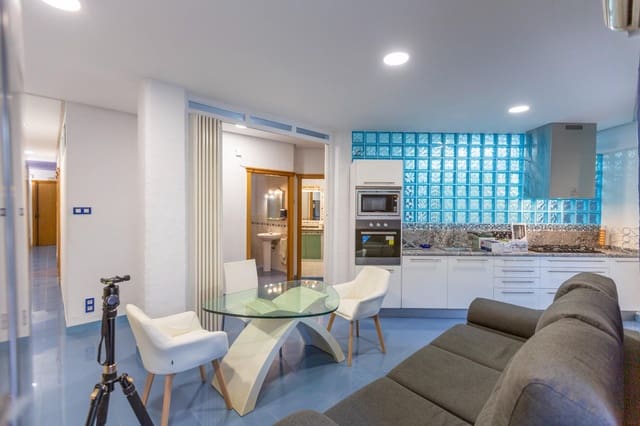 3 sovrum Lägenhet att hyra i Russafa, Valencia stad - 2 200 € (Ref: 9414101)