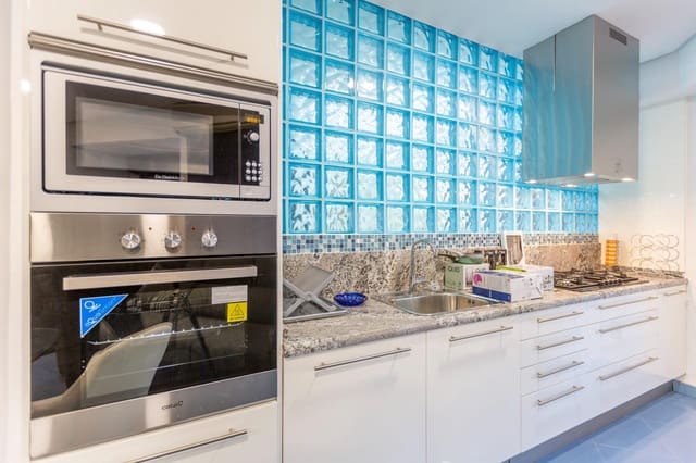 3 sovrum Lägenhet att hyra i Russafa, Valencia stad - 2 200 € (Ref: 9414101)