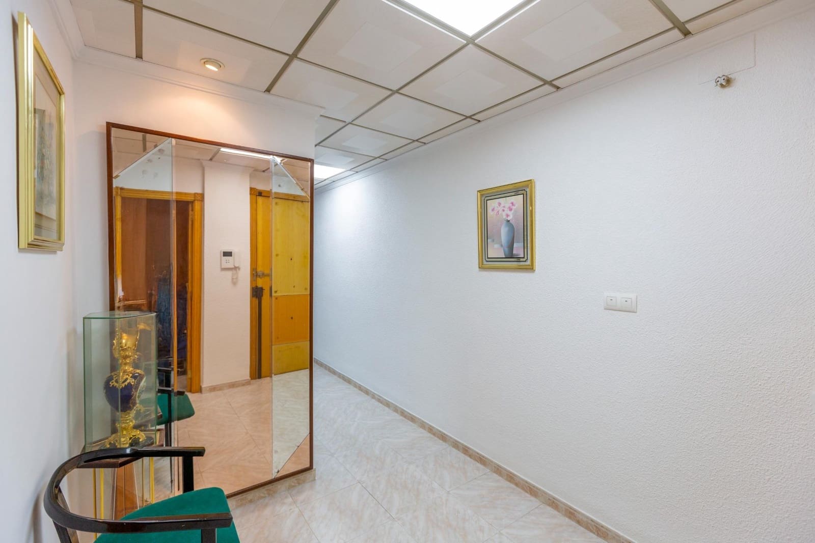3 soverom Leilighet til leie i Valencia by - € 1 800 (Ref: 9414102)