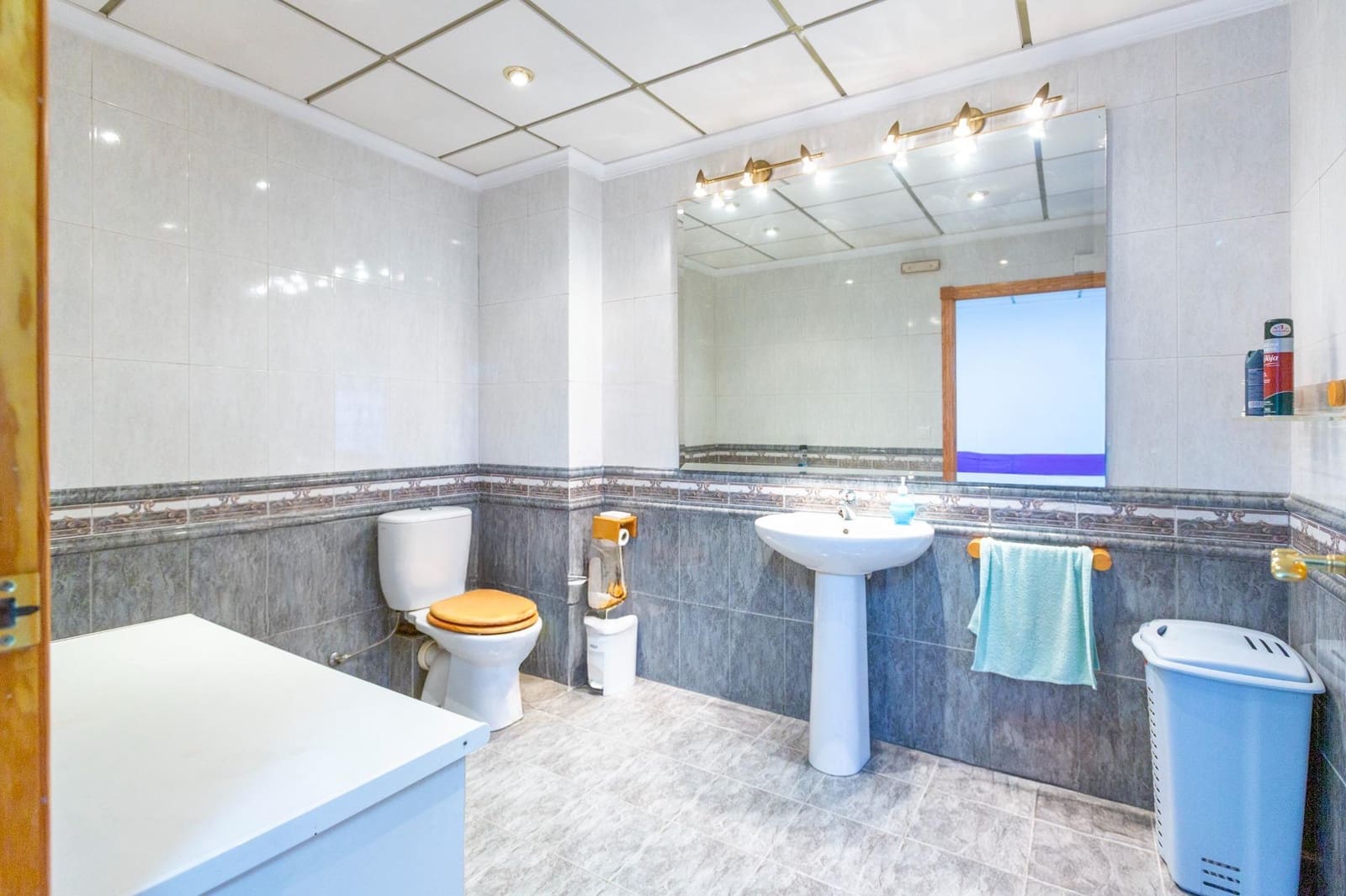 3 soverom Leilighet til leie i Valencia by - € 1 800 (Ref: 9414102)