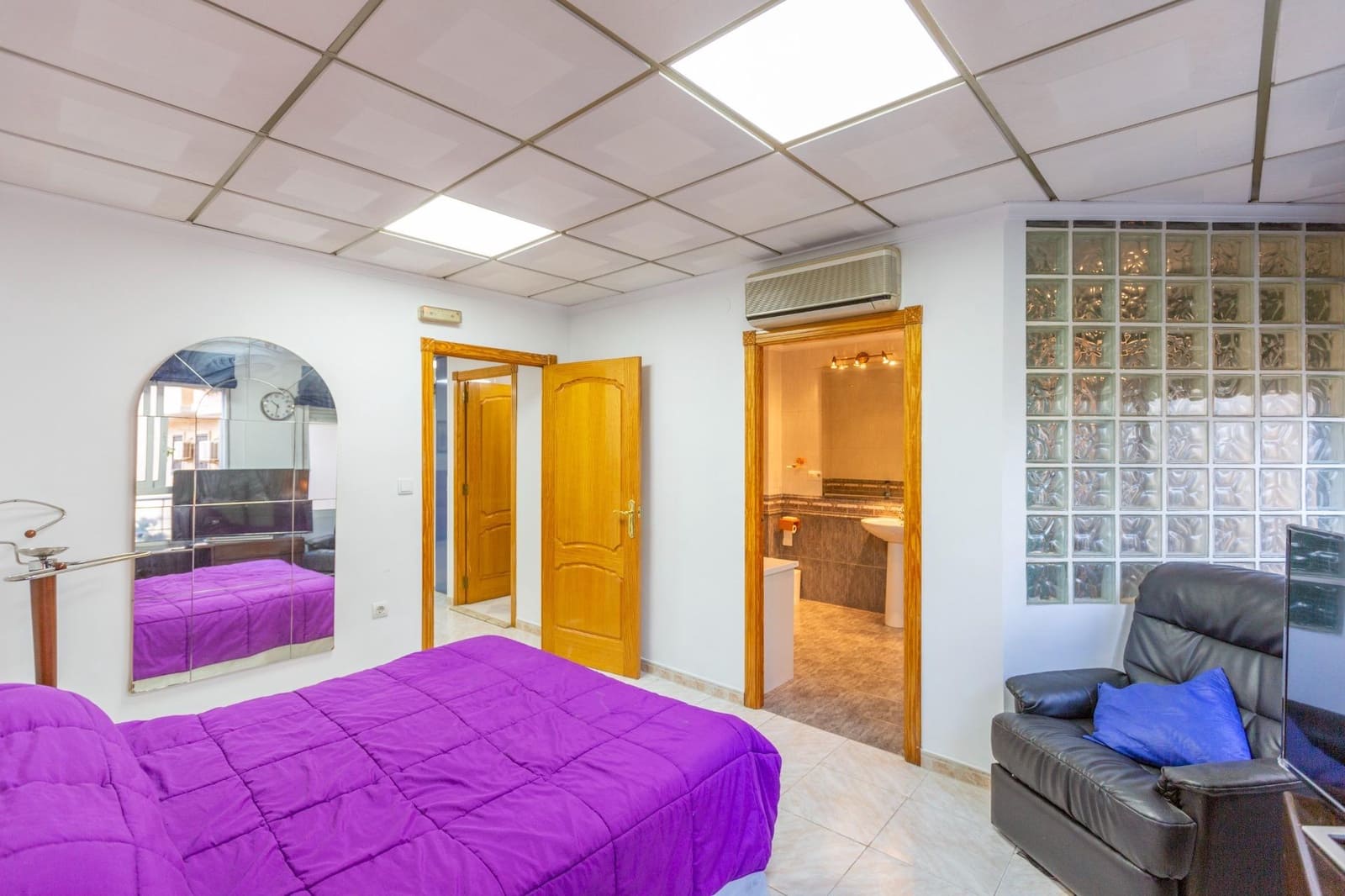 3 soverom Leilighet til leie i Valencia by - € 1 800 (Ref: 9414102)