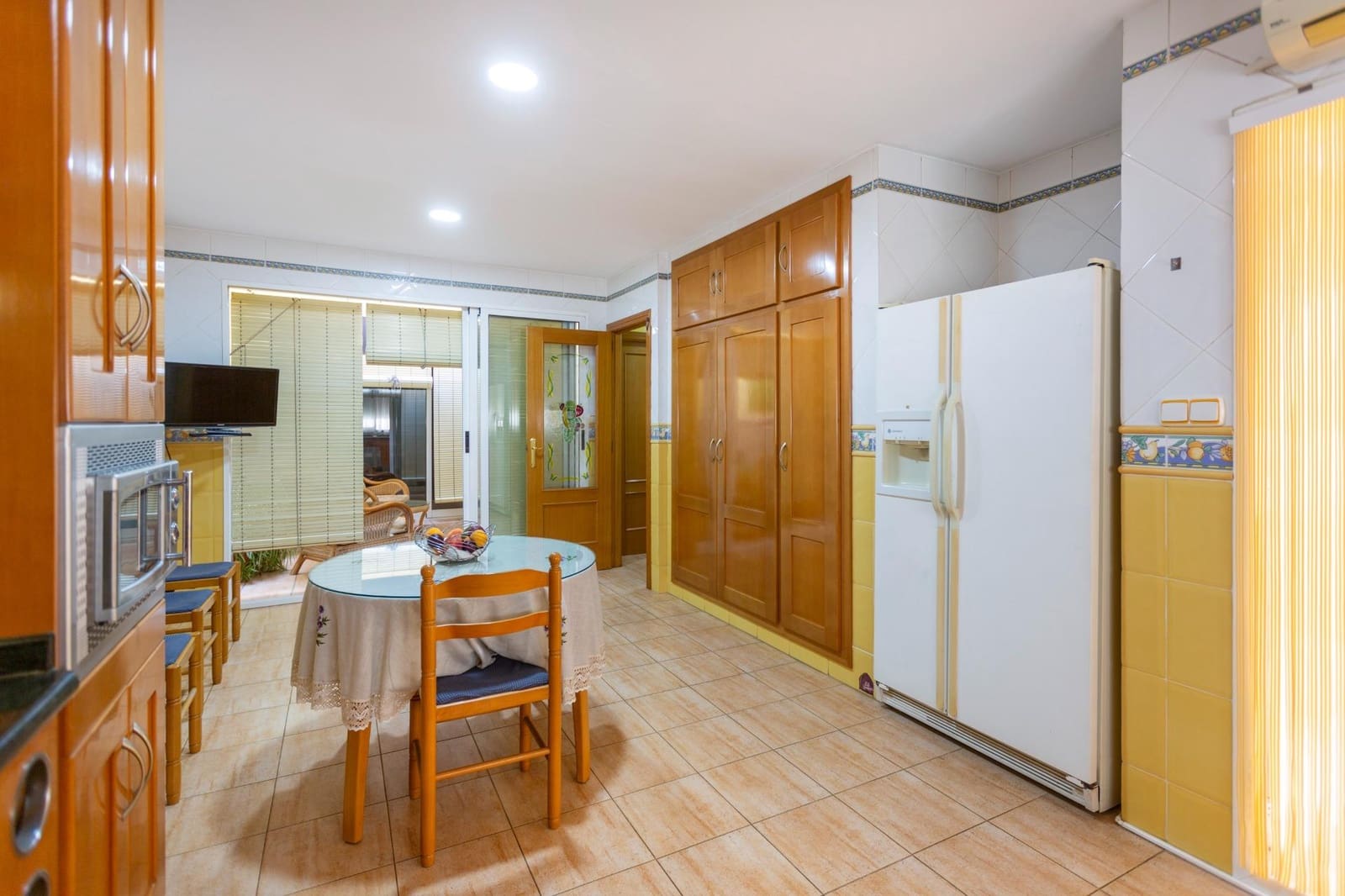 4 Zimmer Haus zu verkaufen in Manuel mit Garage - 280.000 € (Ref: 9414104)