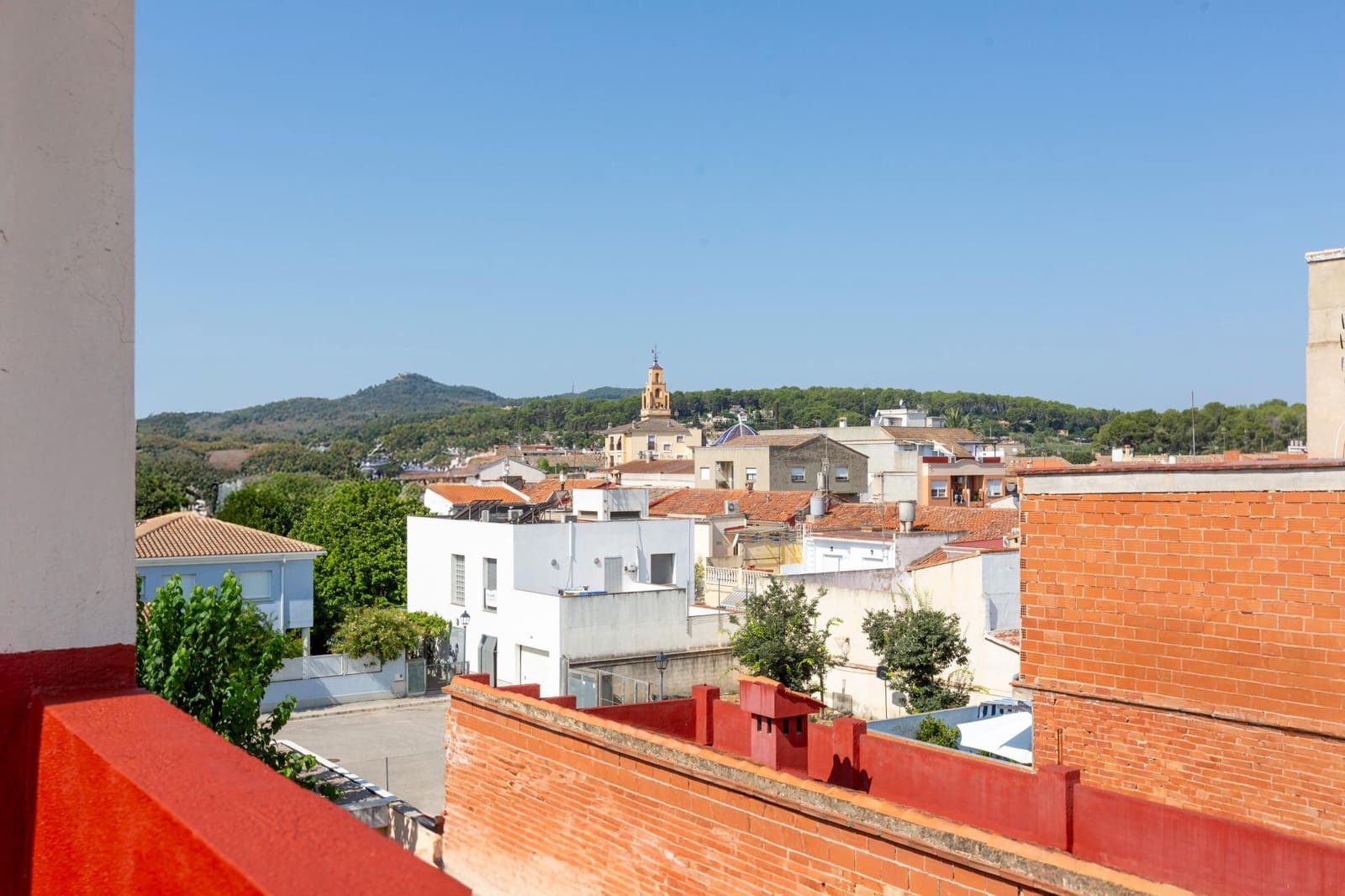 4 Zimmer Haus zu verkaufen in Manuel mit Garage - 280.000 € (Ref: 9414104)