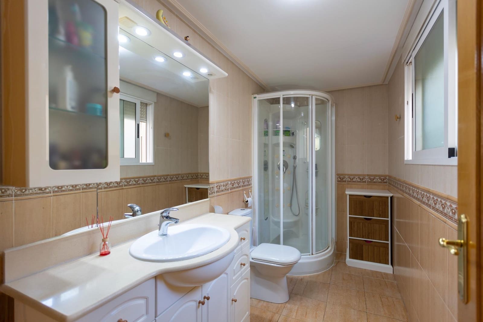 4 Zimmer Haus zu verkaufen in Manuel mit Garage - 280.000 € (Ref: 9414104)