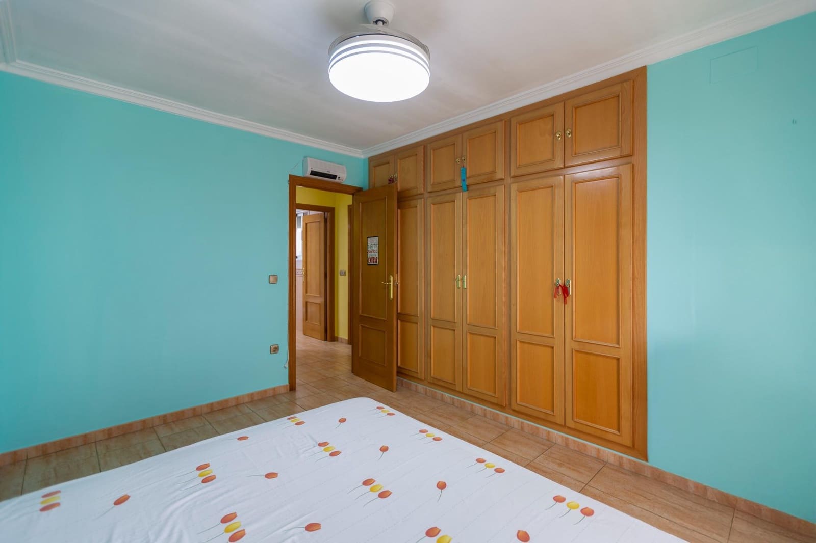 4 Zimmer Haus zu verkaufen in Manuel mit Garage - 280.000 € (Ref: 9414104)