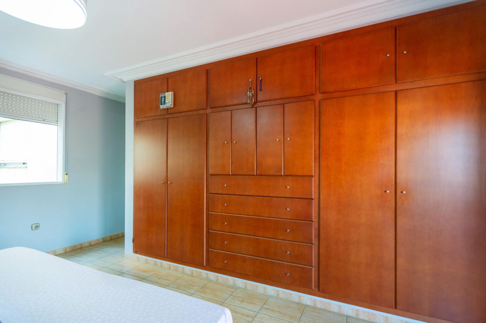 4 Zimmer Haus zu verkaufen in Manuel mit Garage - 280.000 € (Ref: 9414104)