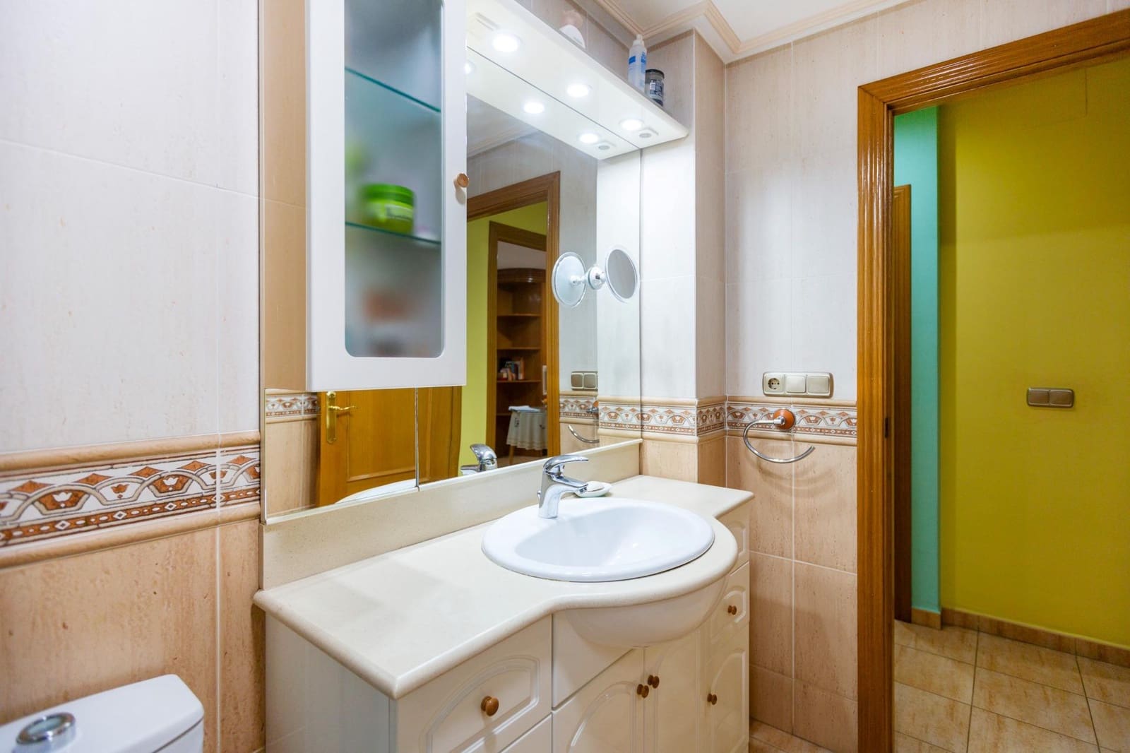 4 Zimmer Haus zu verkaufen in Manuel mit Garage - 280.000 € (Ref: 9414104)