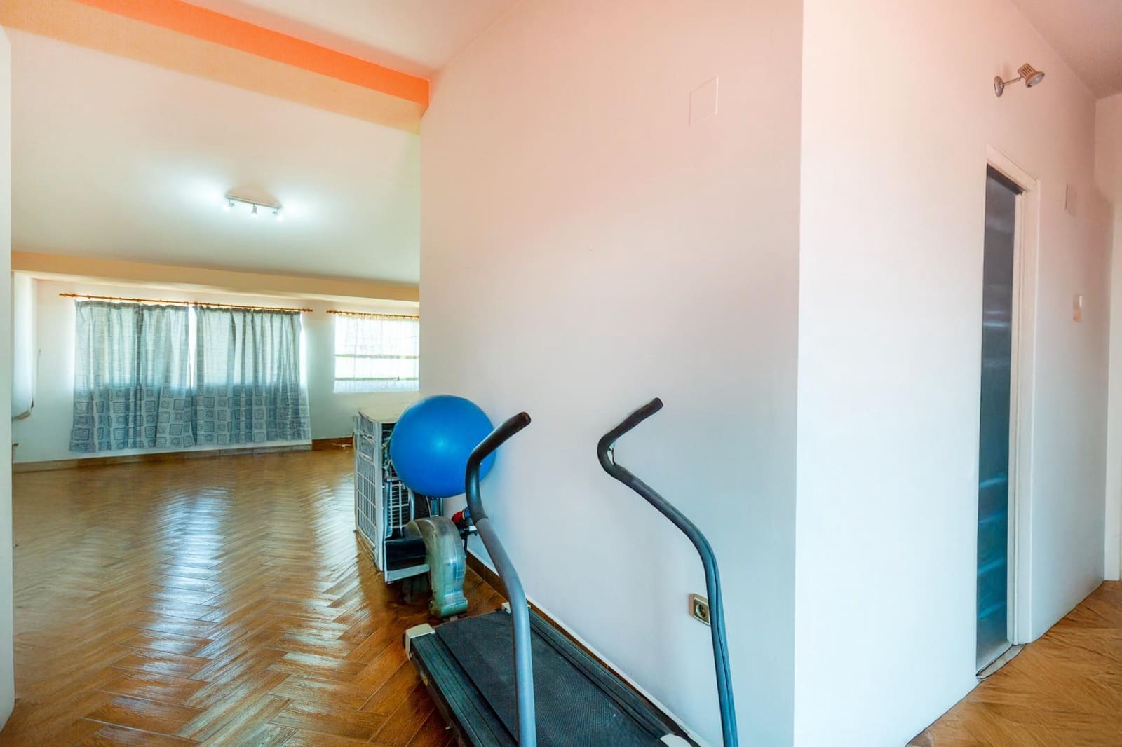 4 Zimmer Haus zu verkaufen in Manuel mit Garage - 280.000 € (Ref: 9414104)