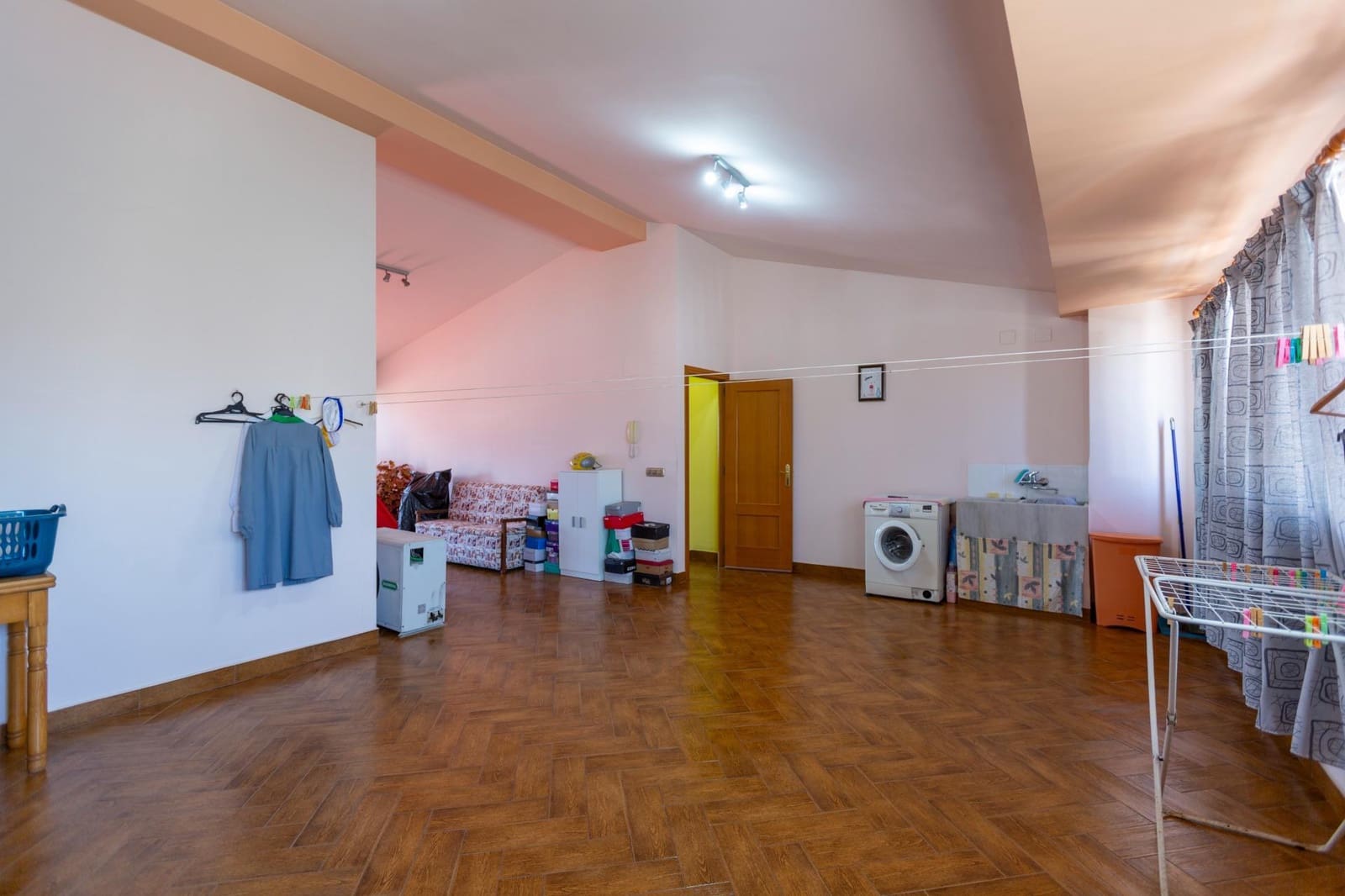 4 Zimmer Haus zu verkaufen in Manuel mit Garage - 280.000 € (Ref: 9414104)