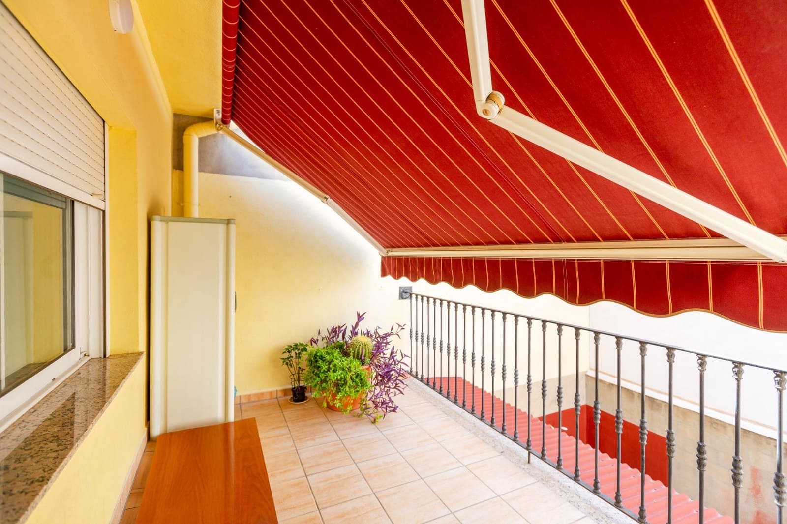 4 Zimmer Haus zu verkaufen in Manuel mit Garage - 280.000 € (Ref: 9414104)