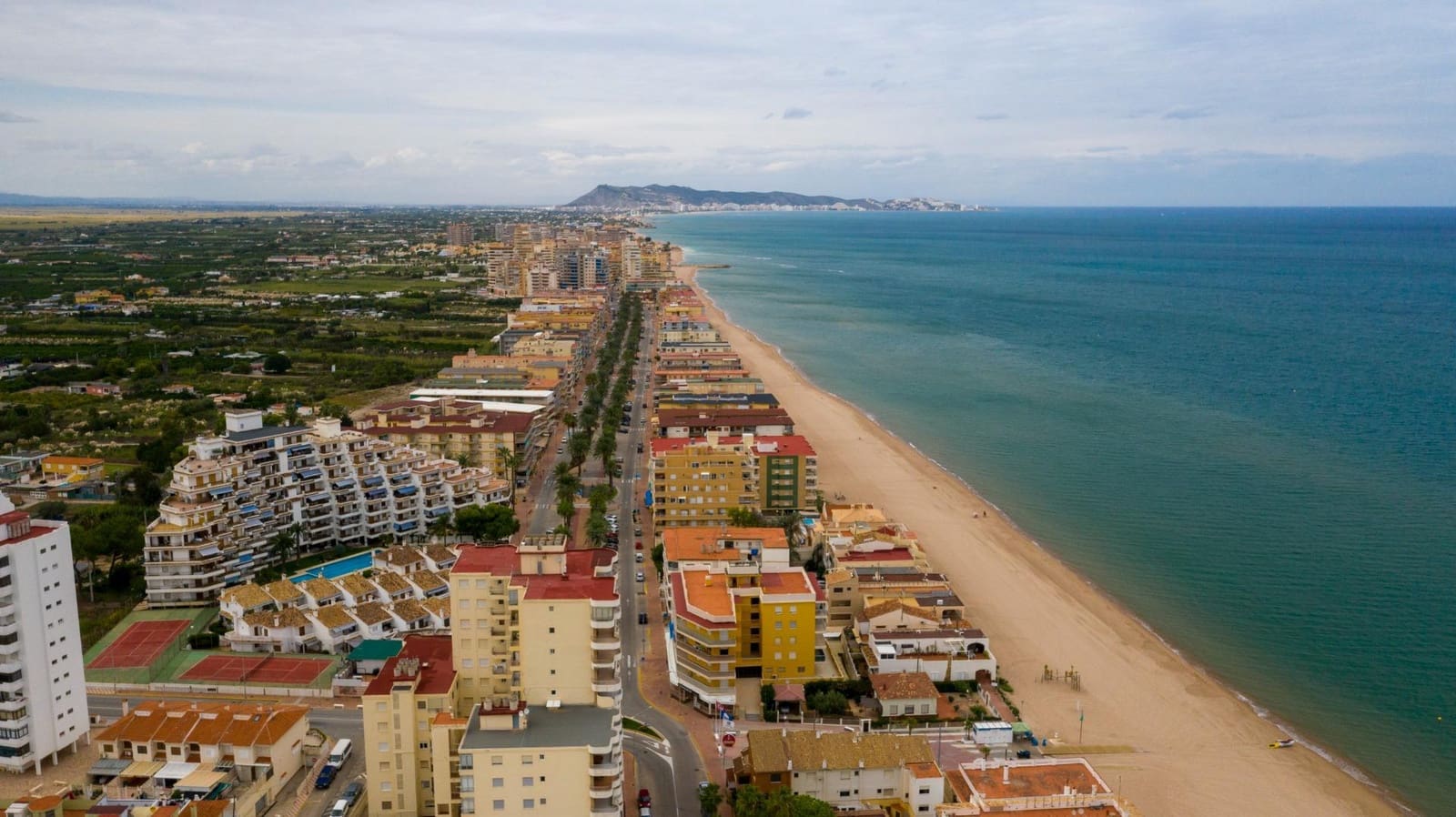 3 sypialnia Mieszkanie na sprzedaż w Tavernes de la Valldigna z basenem garażem - 189 000 € (Ref: 9415931)