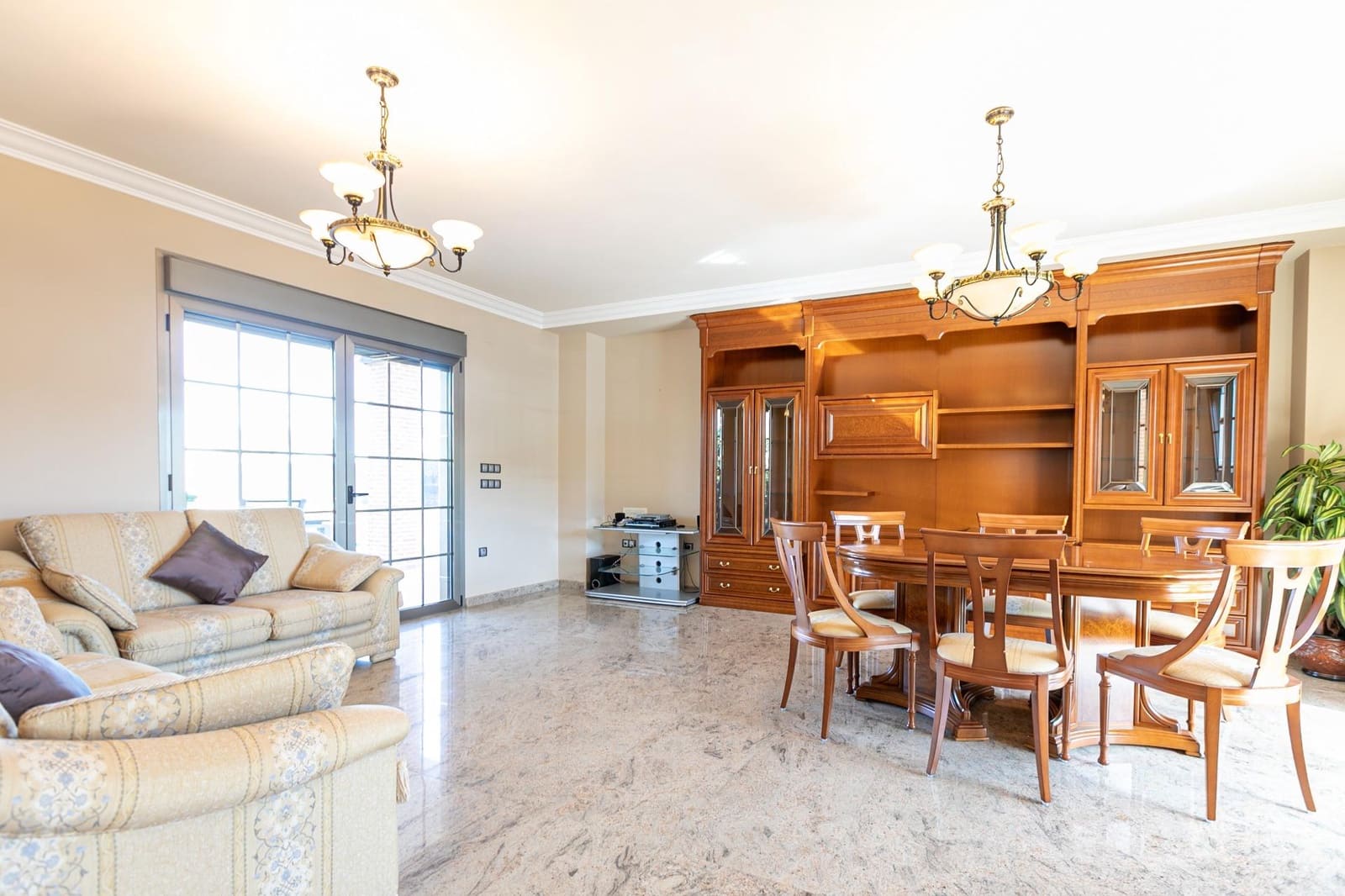 5 sovrum Villa till salu i Gandia med pool - 700 000 € (Ref: 9422448)