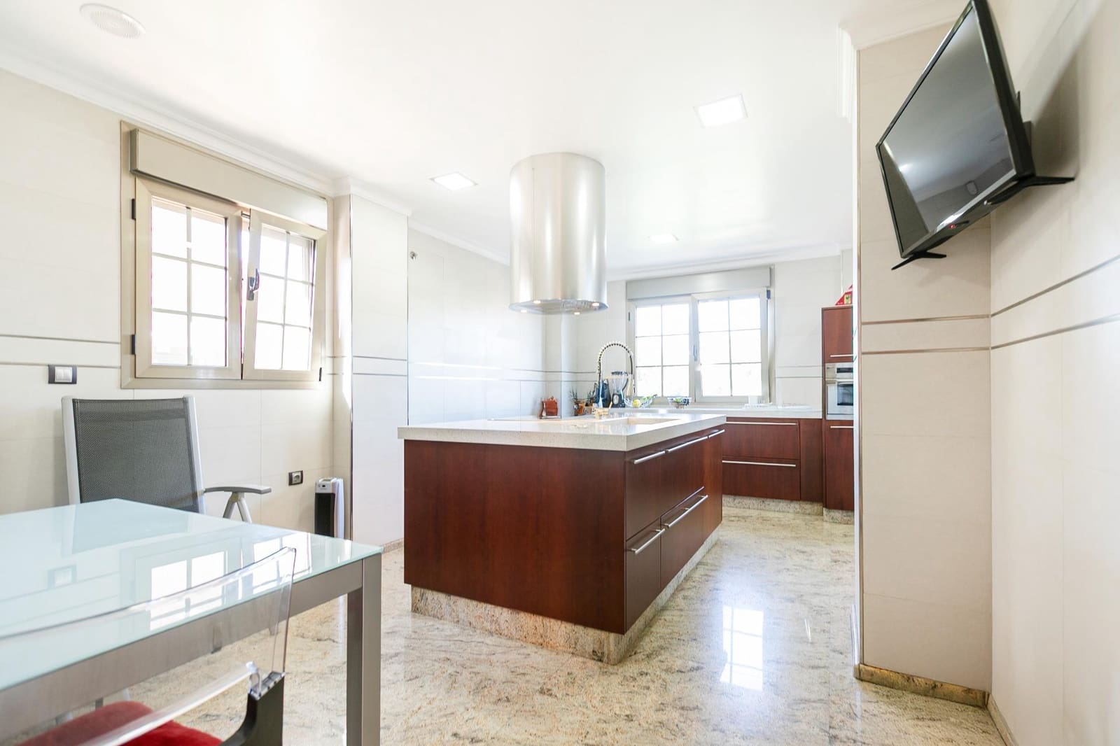 5 sovrum Villa till salu i Gandia med pool - 700 000 € (Ref: 9422448)