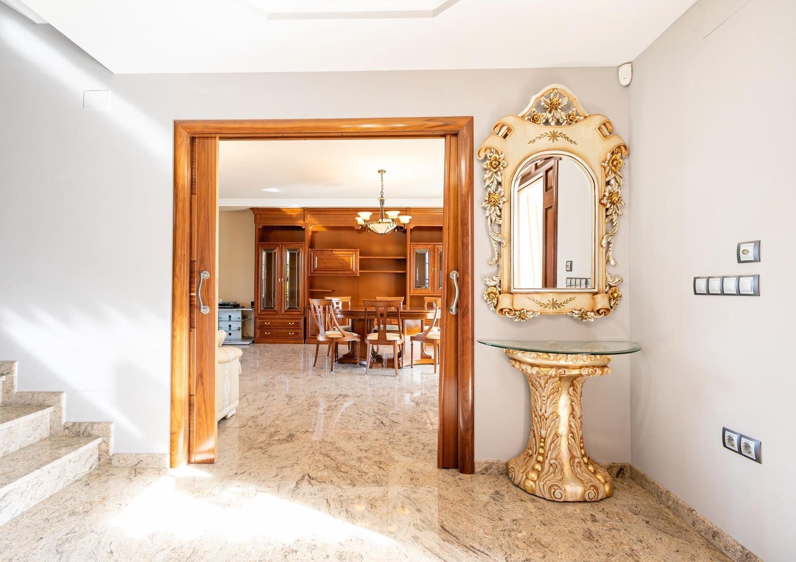 5 sovrum Villa till salu i Gandia med pool - 700 000 € (Ref: 9422448)