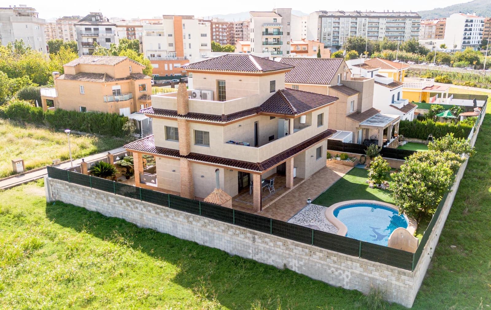 5 sovrum Villa till salu i Gandia med pool - 700 000 € (Ref: 9422448)