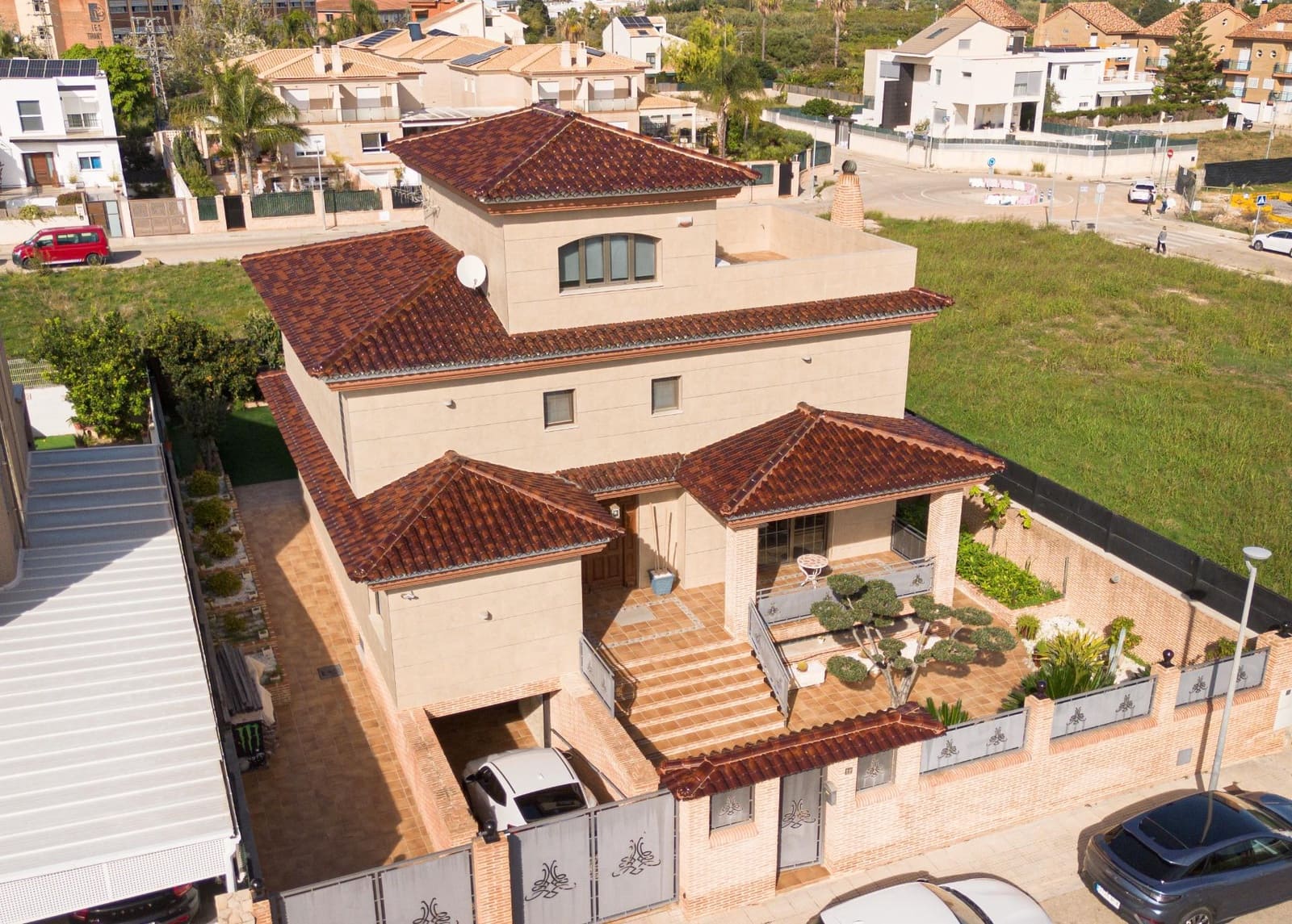 5 sovrum Villa till salu i Gandia med pool - 700 000 € (Ref: 9422448)