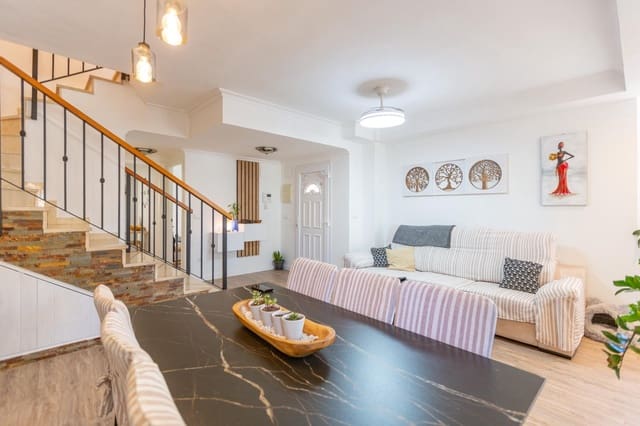 4 Zimmer Reihenhaus zu verkaufen in Godelleta mit Pool - 289.000 € (Ref: 9422450)