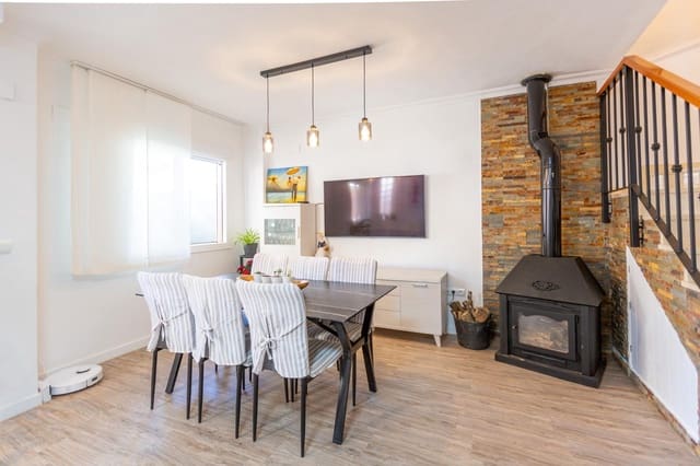 4 Zimmer Reihenhaus zu verkaufen in Godelleta mit Pool - 289.000 € (Ref: 9422450)