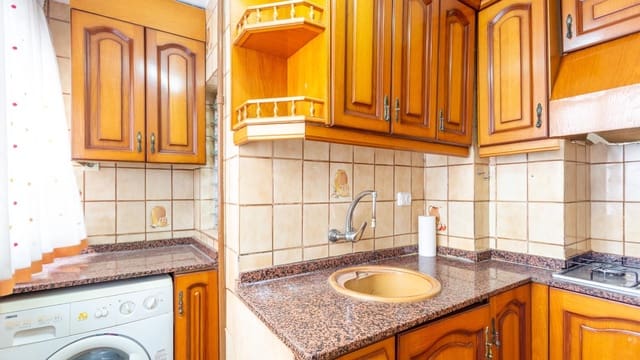 2 soveværelse Lejlighed til salg i Cabanyal-Canyamelar, Valencia by - € 189.000 (Ref: 9440139)