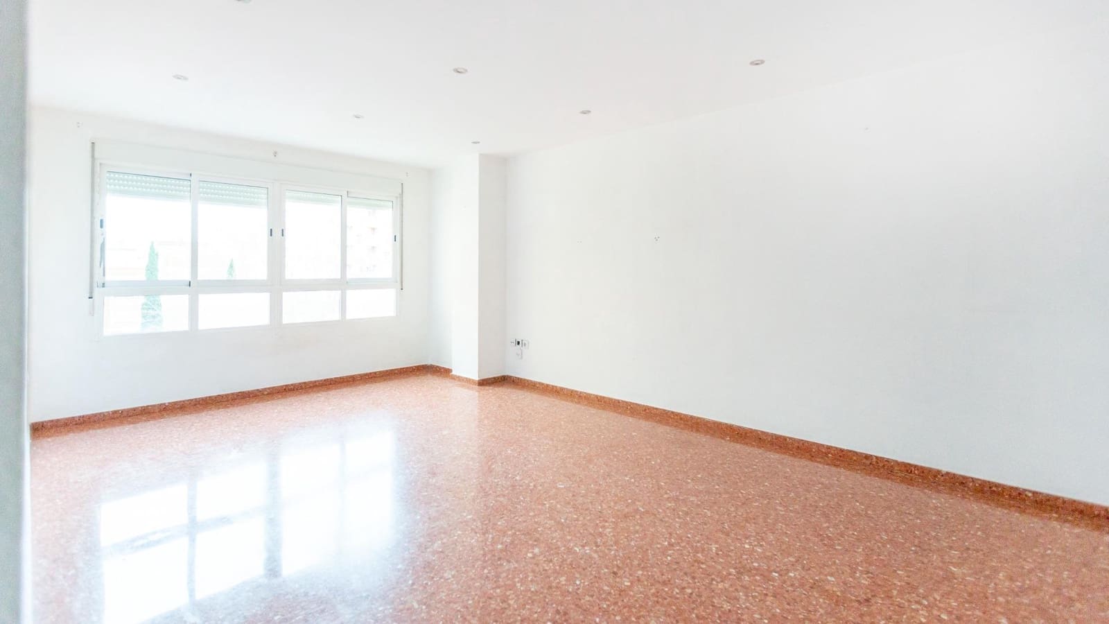 3 Zimmer Wohnung zu verkaufen in Sueca - 152.000 € (Ref: 9571181)