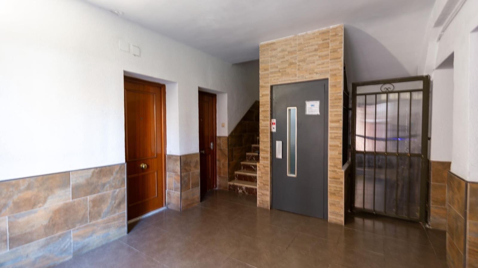 5 makuuhuone Asunto myytävänä paikassa Valencia kaupunki mukana 
autotalli - 374 000 € (Ref: 9791053)