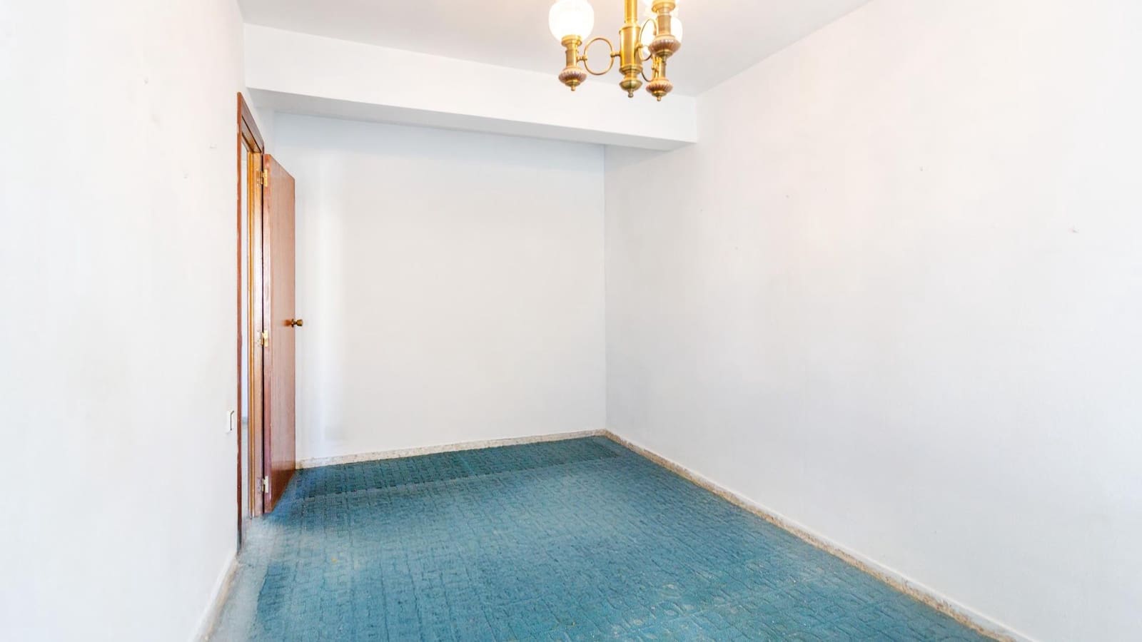 5 makuuhuone Asunto myytävänä paikassa Valencia kaupunki mukana 
autotalli - 374 000 € (Ref: 9791053)