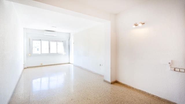 5 makuuhuone Asunto myytävänä paikassa Sant Antoni, Valencia kaupunki mukana 
autotalli - 374 000 € (Ref: 9791053)