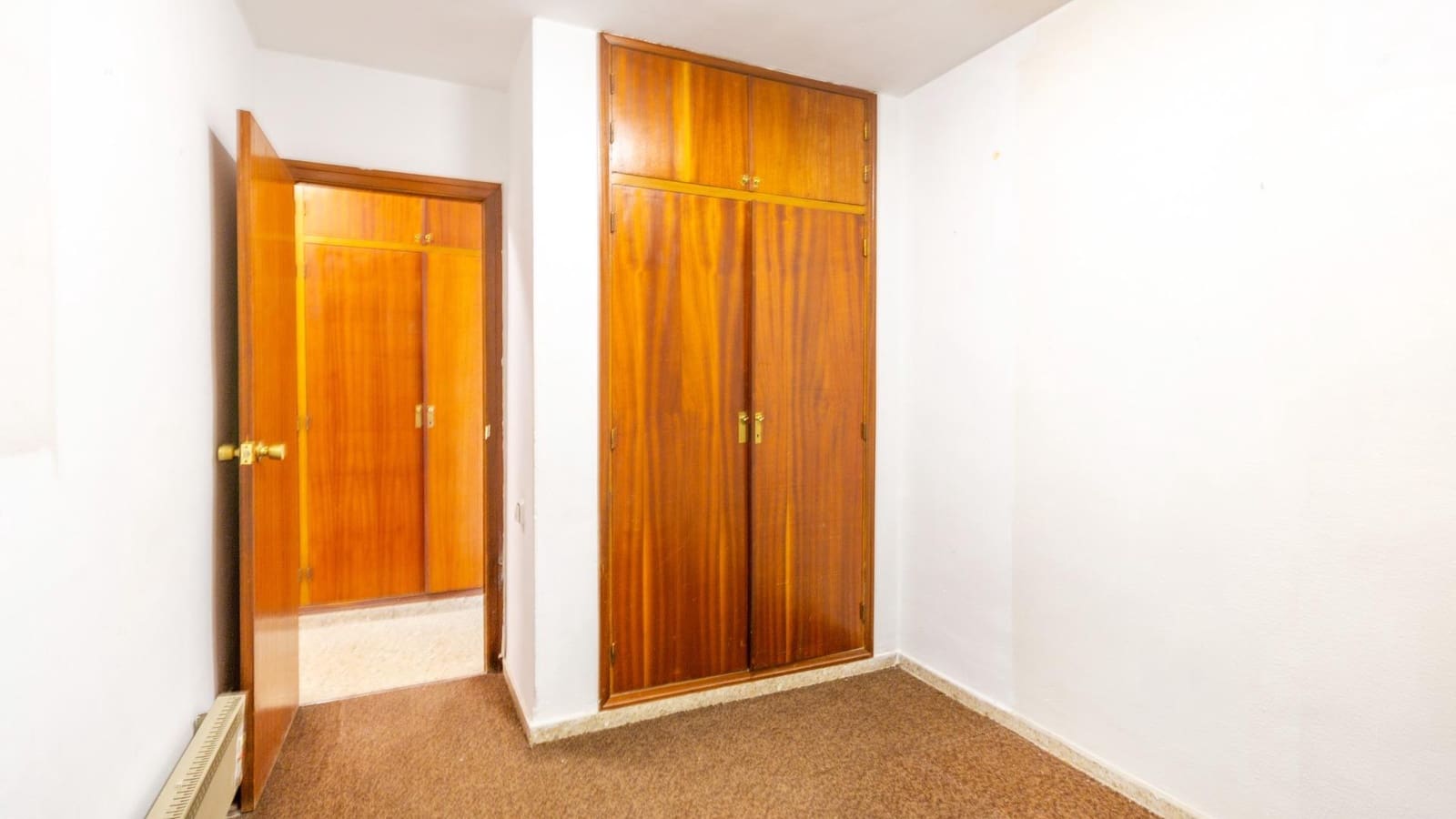 5 makuuhuone Asunto myytävänä paikassa Valencia kaupunki mukana 
autotalli - 374 000 € (Ref: 9791053)