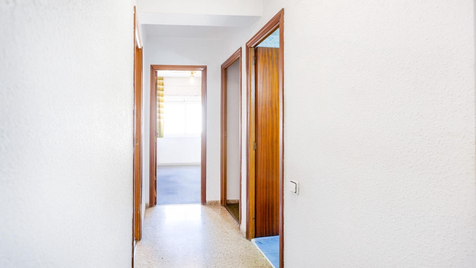 5 makuuhuone Asunto myytävänä paikassa Valencia kaupunki mukana 
autotalli - 374 000 € (Ref: 9791053)