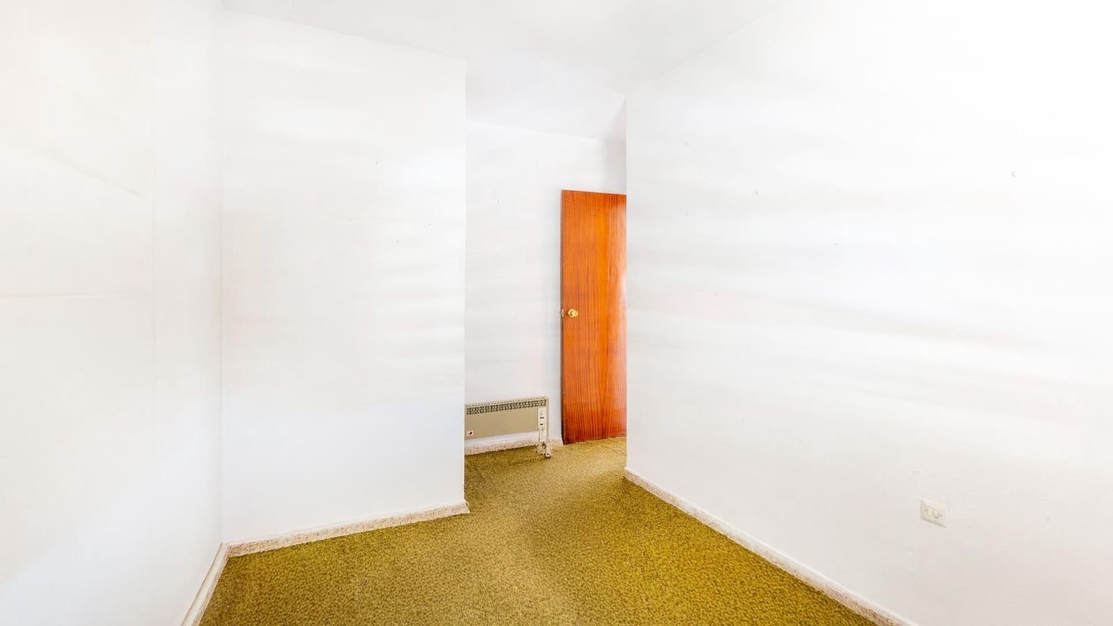 5 makuuhuone Asunto myytävänä paikassa Valencia kaupunki mukana 
autotalli - 374 000 € (Ref: 9791053)