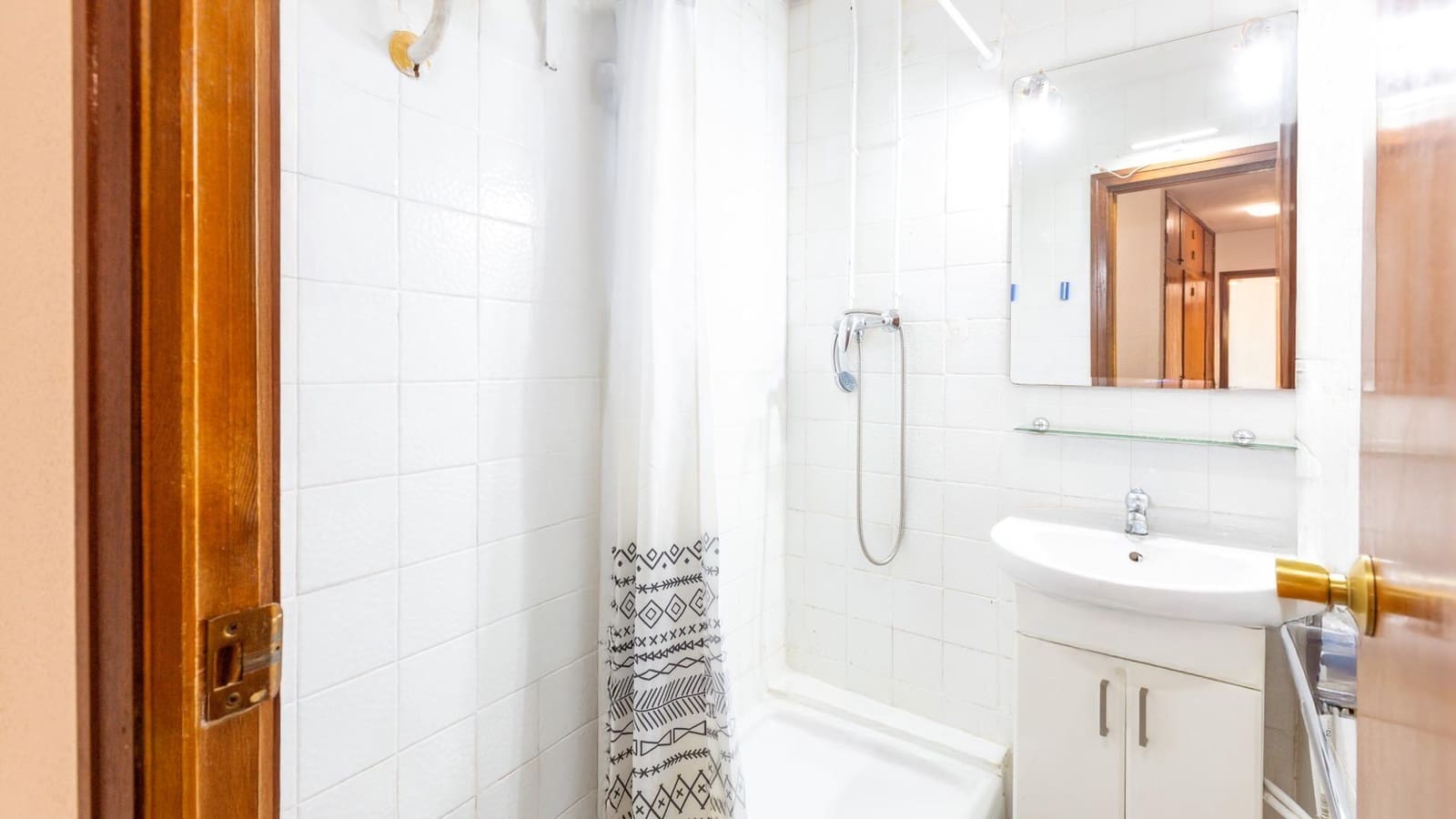 5 makuuhuone Asunto myytävänä paikassa Valencia kaupunki mukana 
autotalli - 374 000 € (Ref: 9791053)