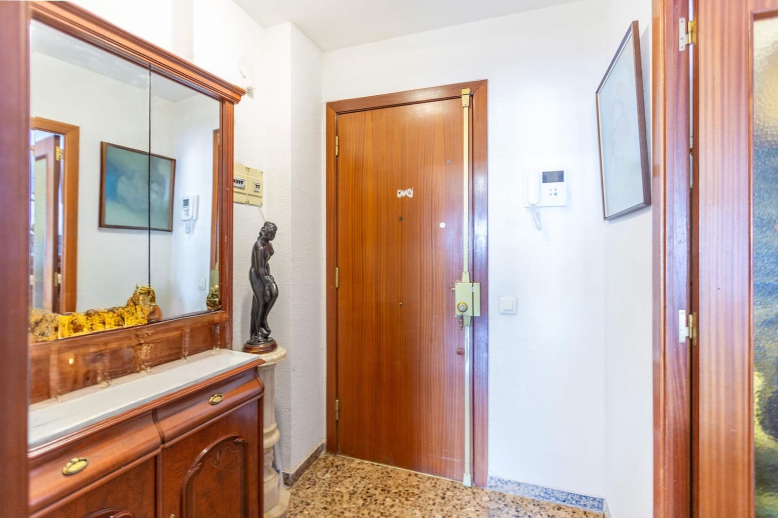 3 sovrum Lägenhet till salu i Viladecans med garage - 299 000 € (Ref: 9799262)