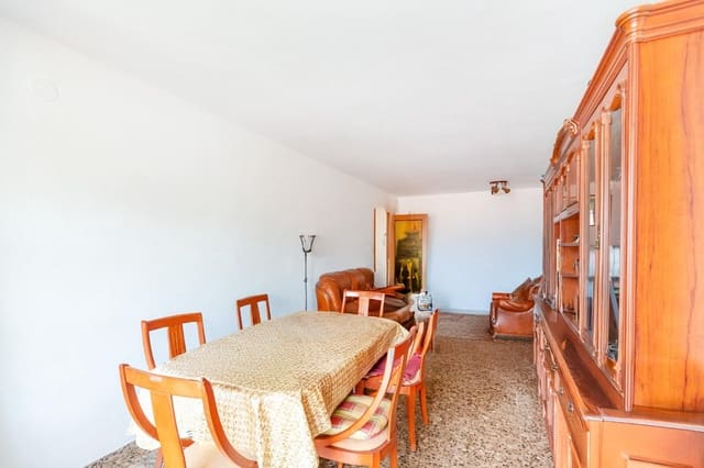 3 sovrum Lägenhet till salu i Viladecans med garage - 299 000 € (Ref: 9799262)