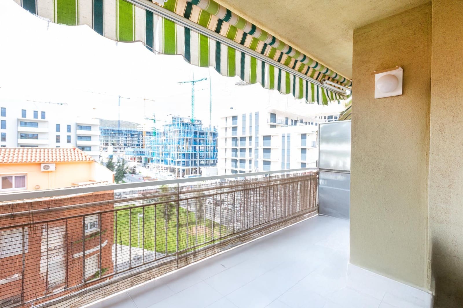 3 sovrum Lägenhet till salu i Viladecans med garage - 299 000 € (Ref: 9799262)