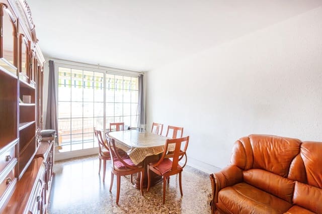 3 sovrum Lägenhet till salu i Viladecans med garage - 299 000 € (Ref: 9799262)