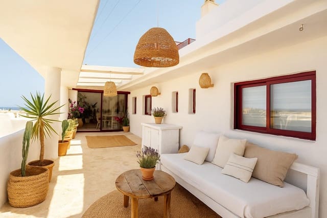 4 bedroom Penthouse for sale in Penya-Roja, Valencia city with pool - € 1,446,500 (Ref: 9811583)