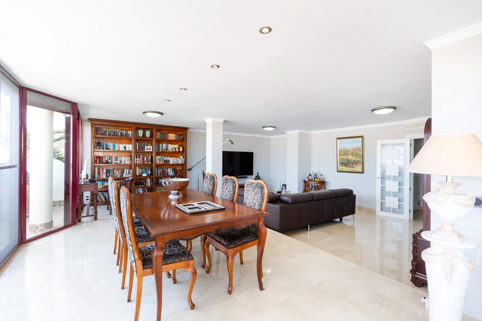 4 bedroom Penthouse for sale in Valencia city with pool - € 1,446,500 (Ref: 9811583)