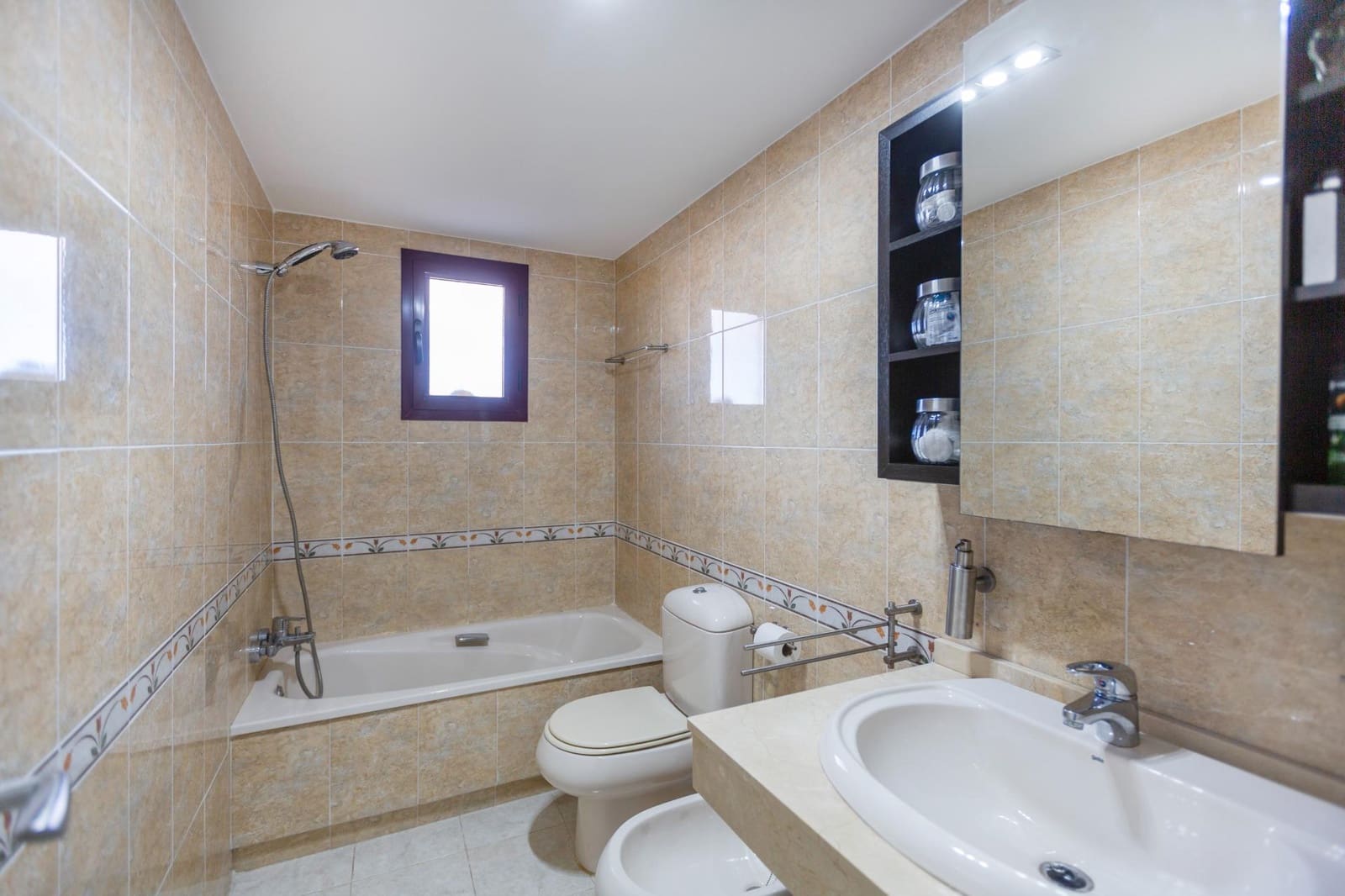 4 bedroom Penthouse for sale in Valencia city with pool - € 1,446,500 (Ref: 9811583)