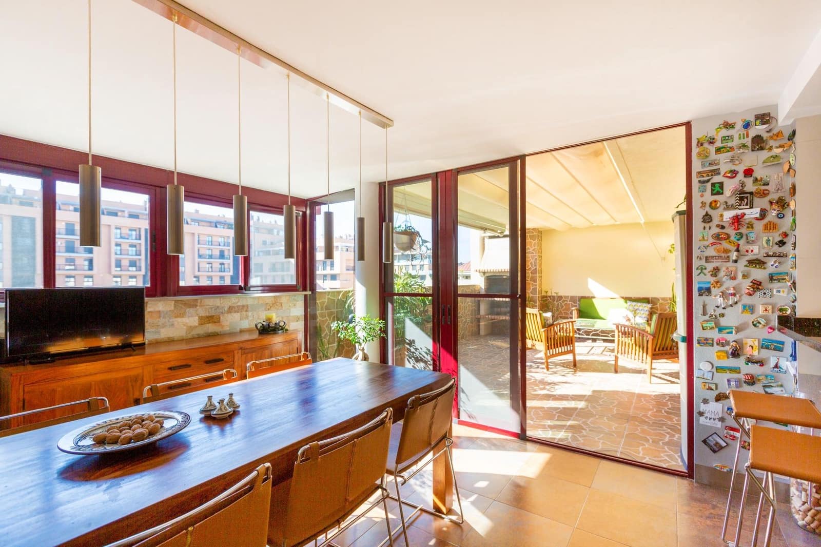 4 bedroom Penthouse for sale in Valencia city with pool - € 1,446,500 (Ref: 9811583)