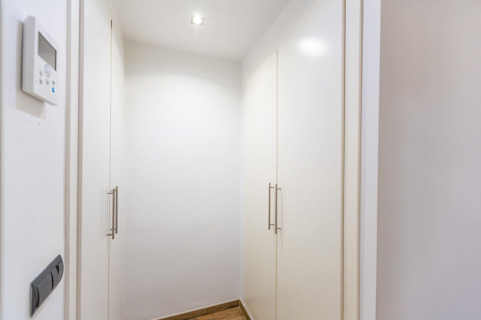 4 Zimmer Villa zu verkaufen in Moncada mit Pool Garage - 475.662 € (Ref: 9836241)