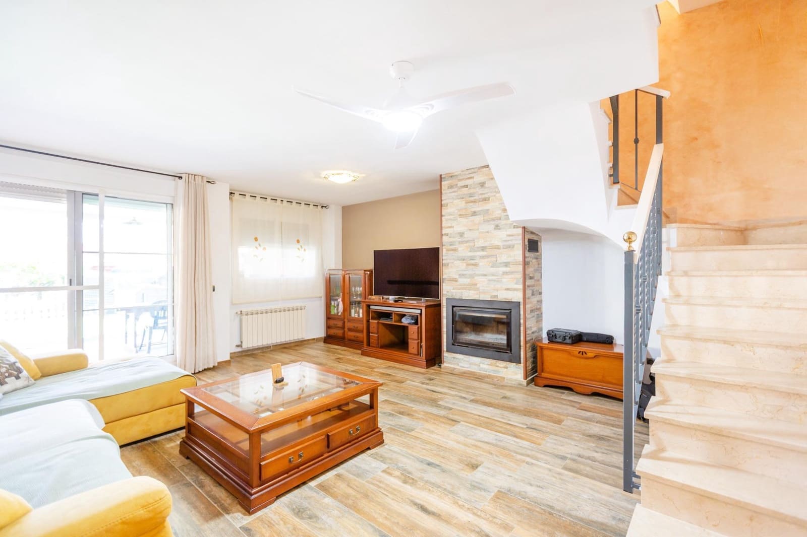 4 Zimmer Villa zu verkaufen in Moncada mit Pool Garage - 475.662 € (Ref: 9836241)